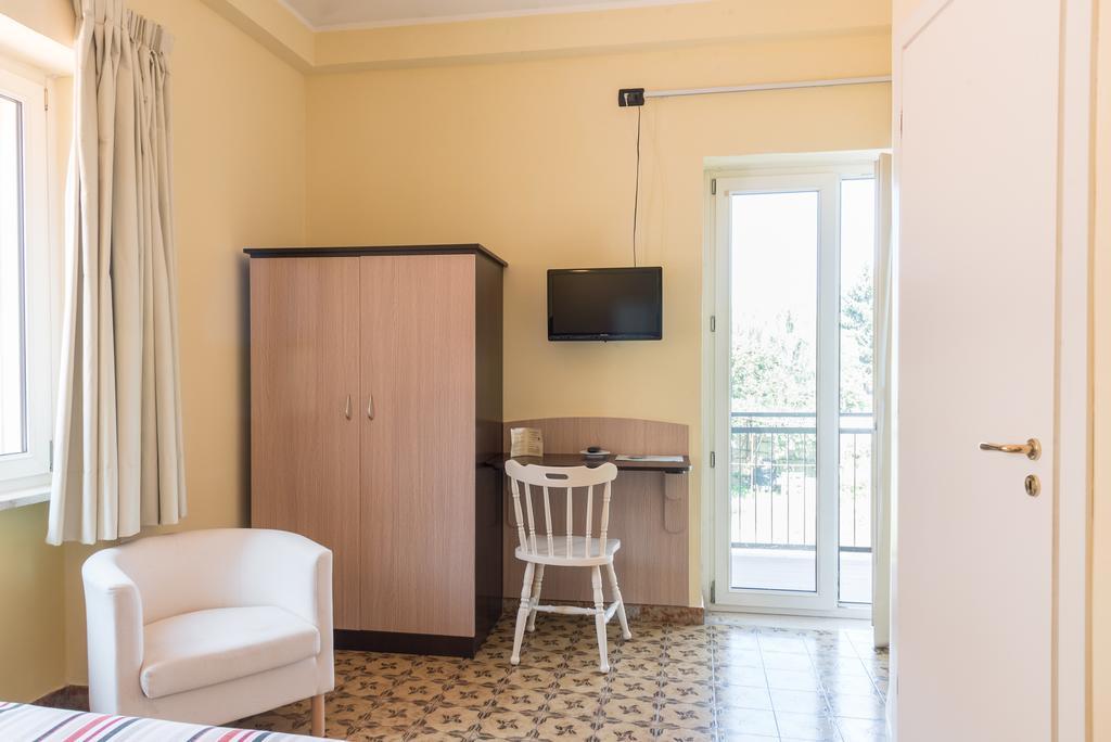 Albergo Carpino Mangone  Bagian luar foto