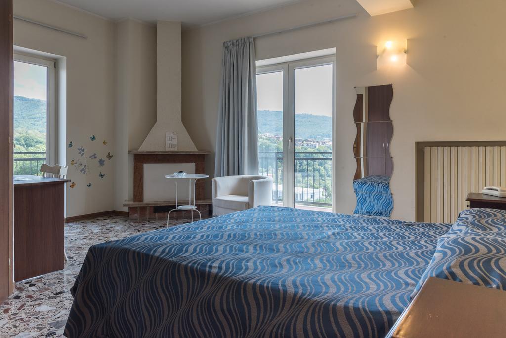 Albergo Carpino Mangone  Bagian luar foto
